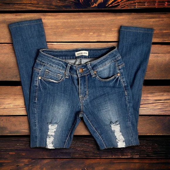 Denim 4 Us Distressed Medium Wash Skinny Jeans | Size 1 | - Picture 3 of 11